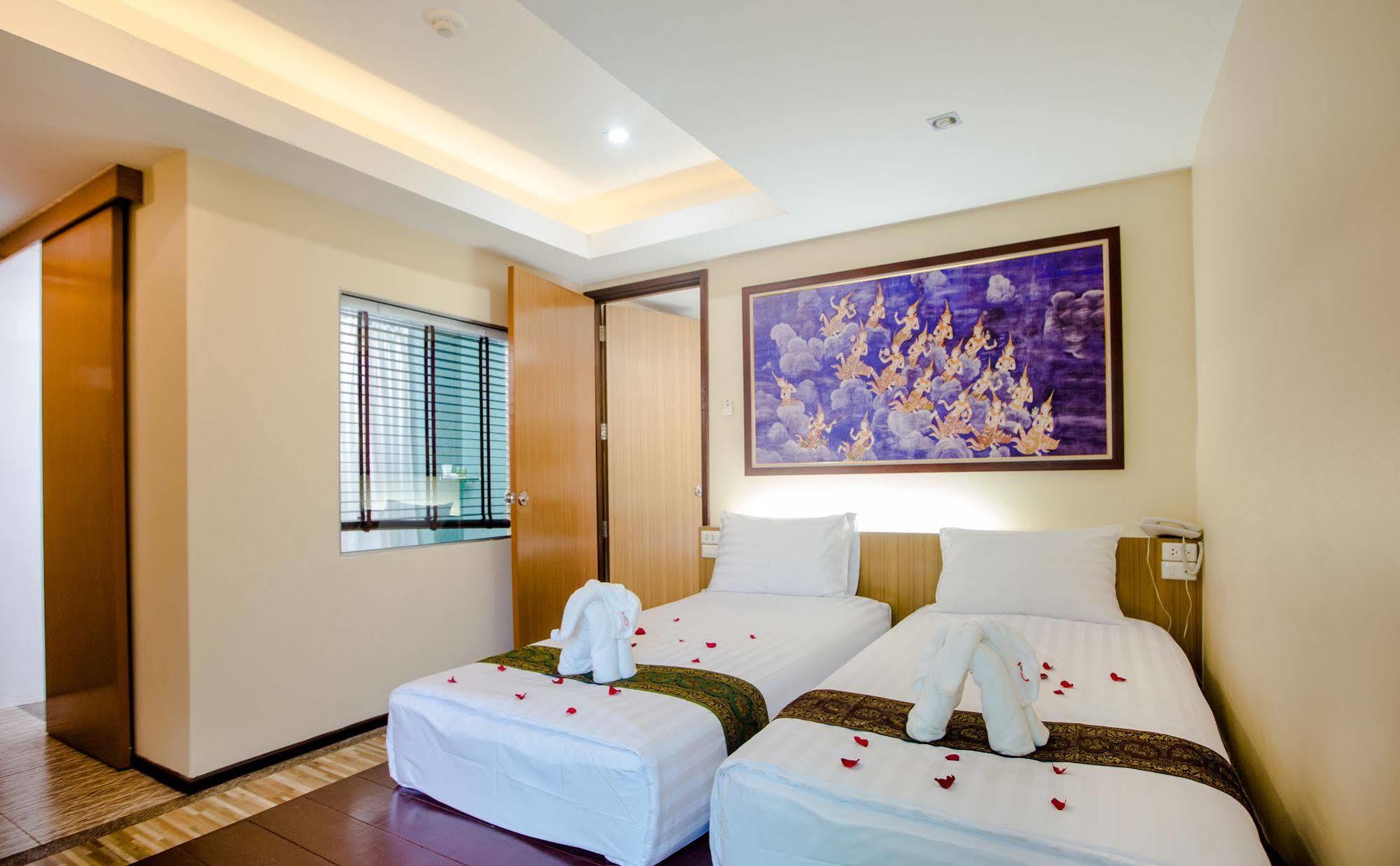 Patong Landmark Hotel Extérieur photo